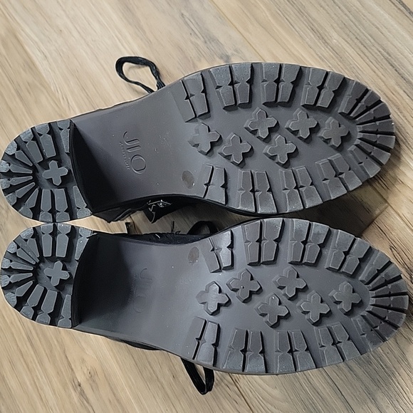 J LO Black Rigly Lace-Up Ankle Boots - Picture 9 of 15